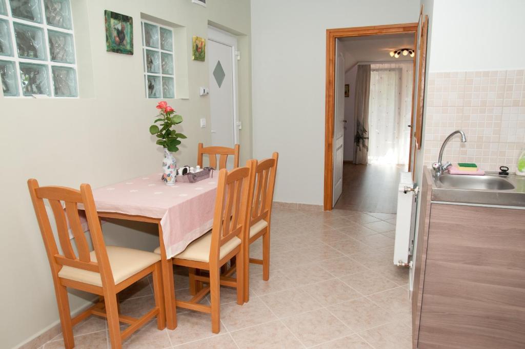 Deluxe Apartments Heviz Quarto foto